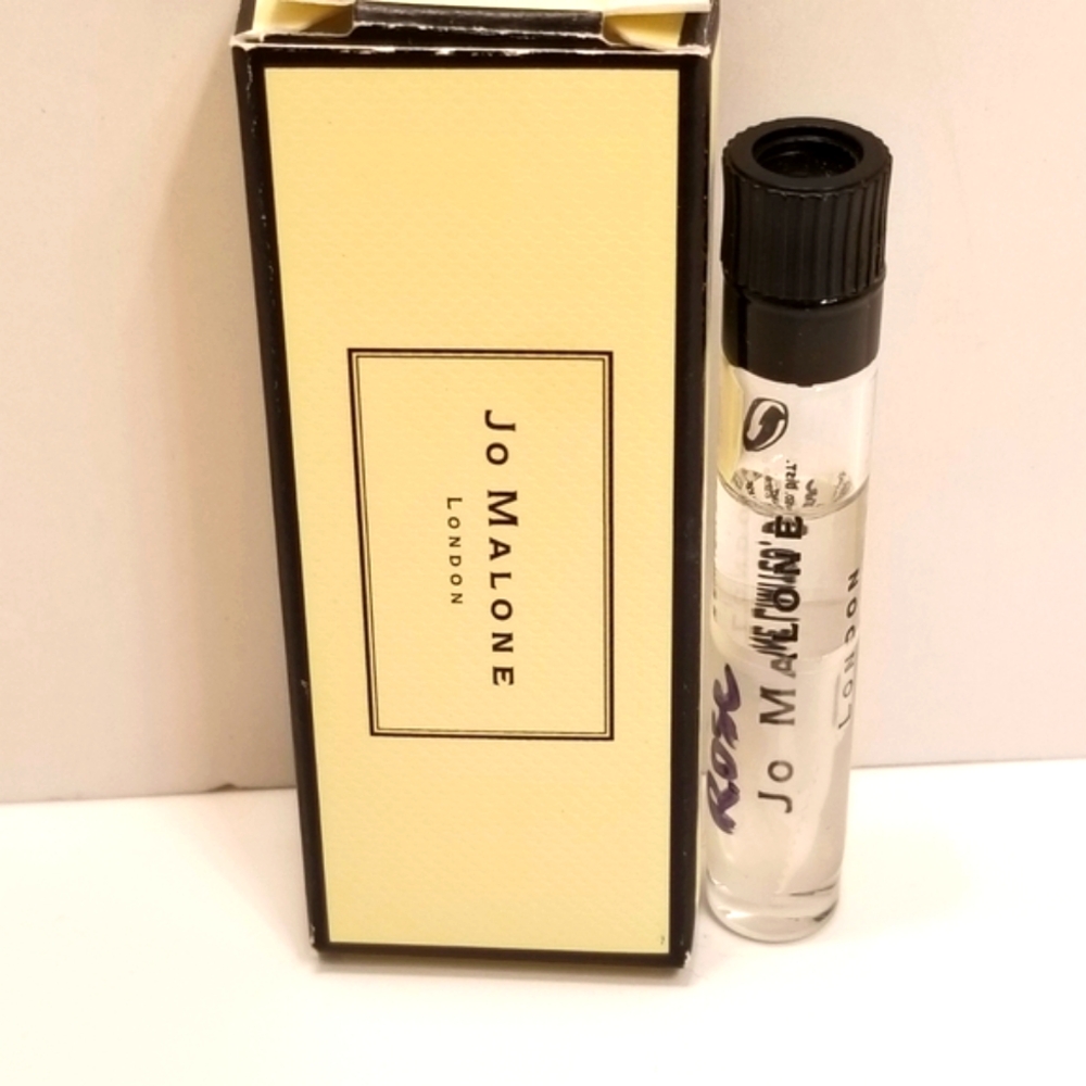 ✅1 Jo Malone Red Roses 0.05/1.5 ml NON-Spray sample/travel